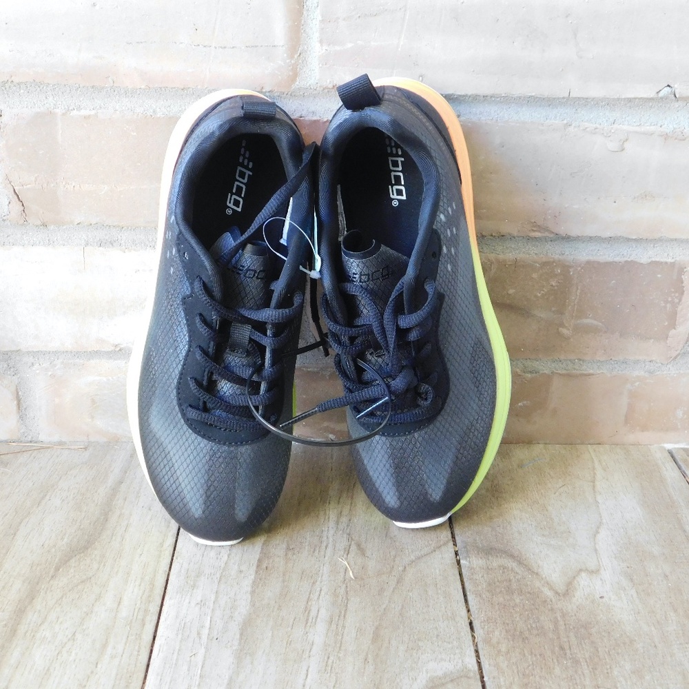 BCG Boys Adapter Running Shoes Size: 4